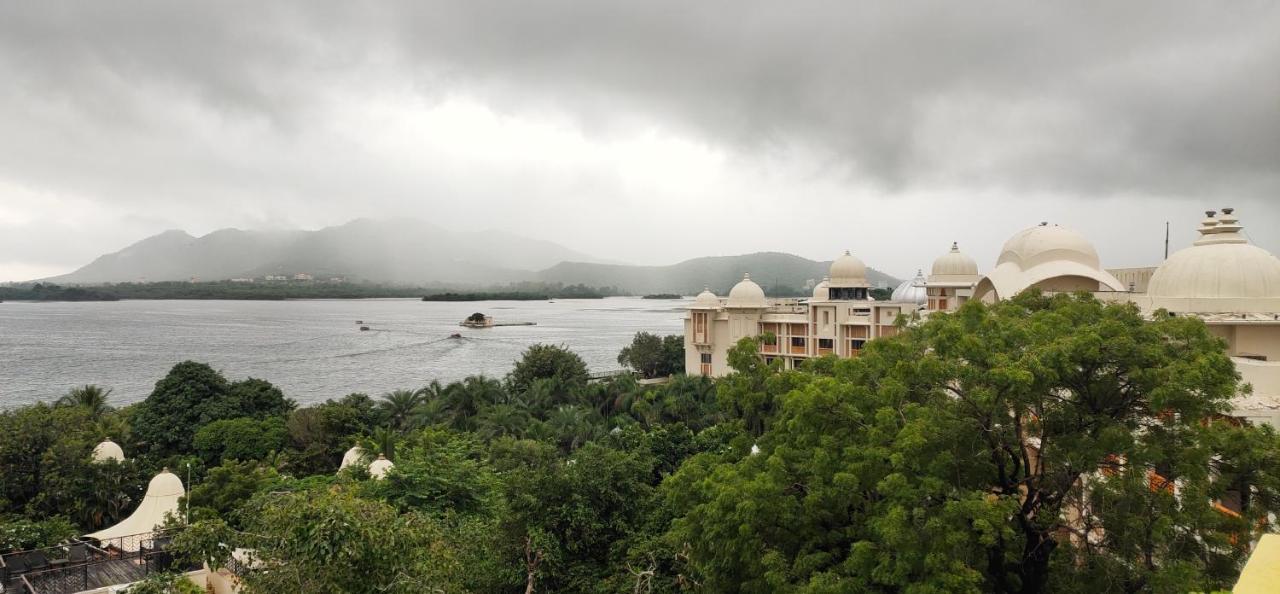 Lake Star Udaipur