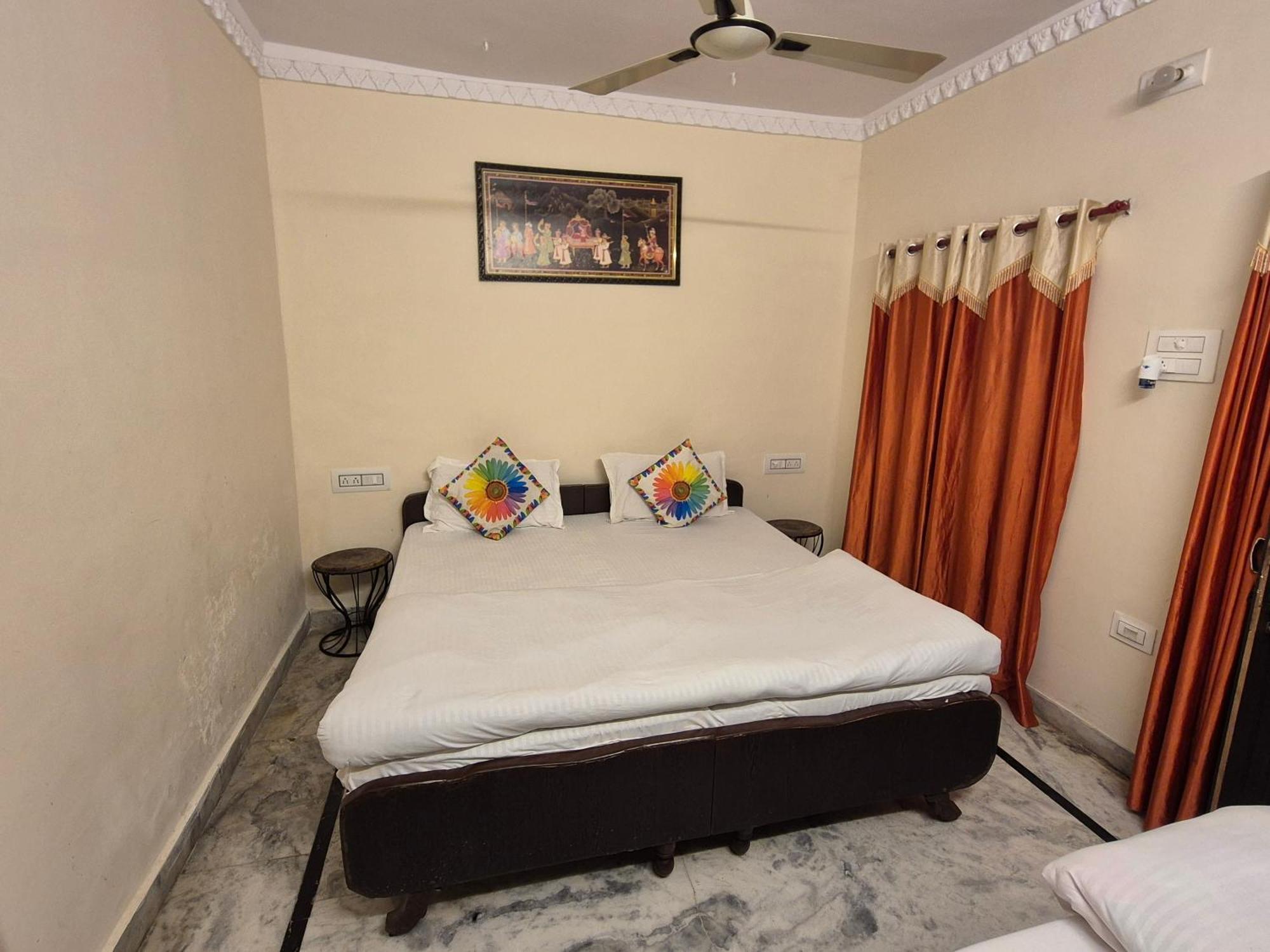 Lake Star Hotel